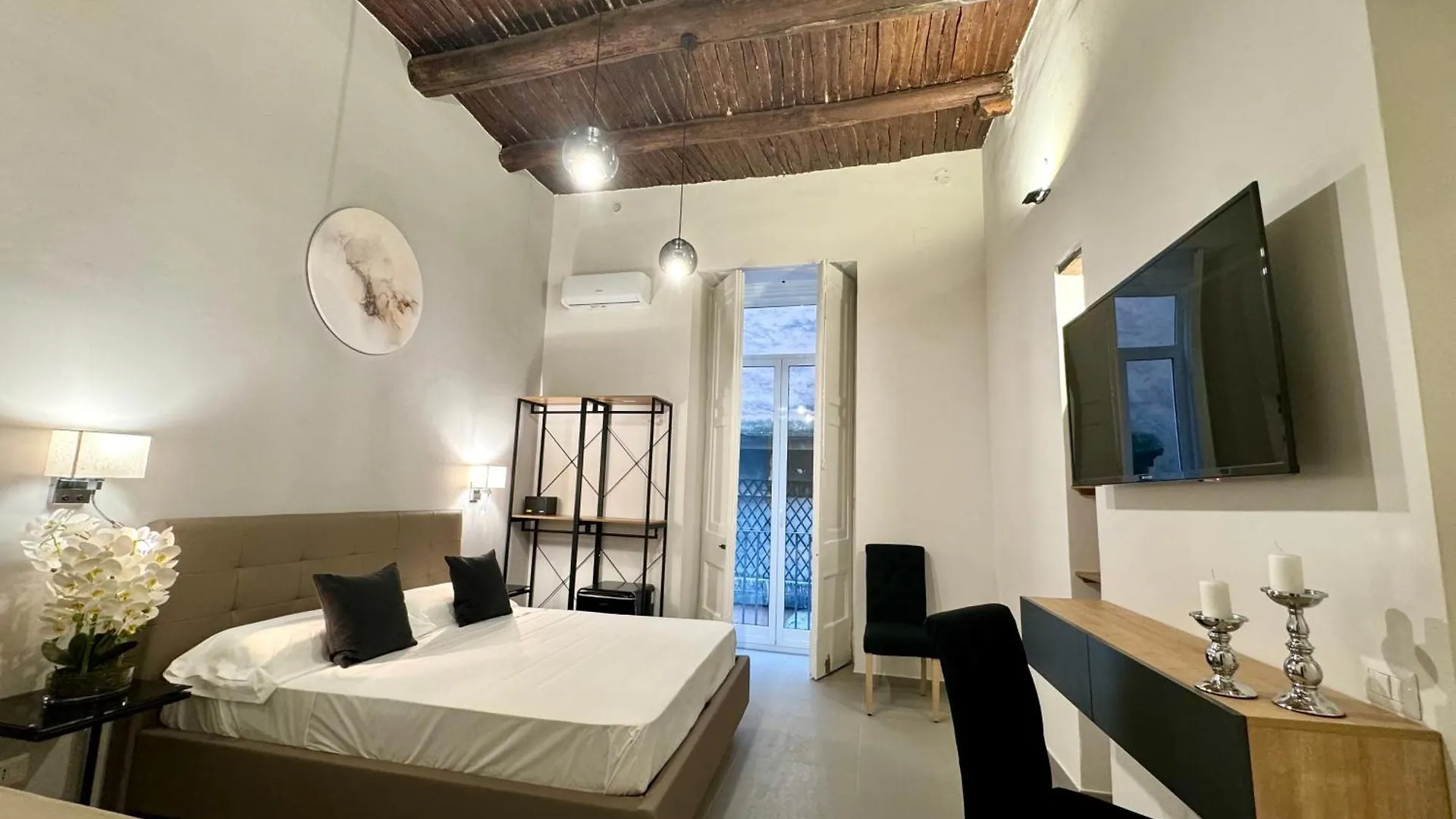 Miluar Relais - Donnaregina Bed and Breakfast Neapel Bed & Breakfast