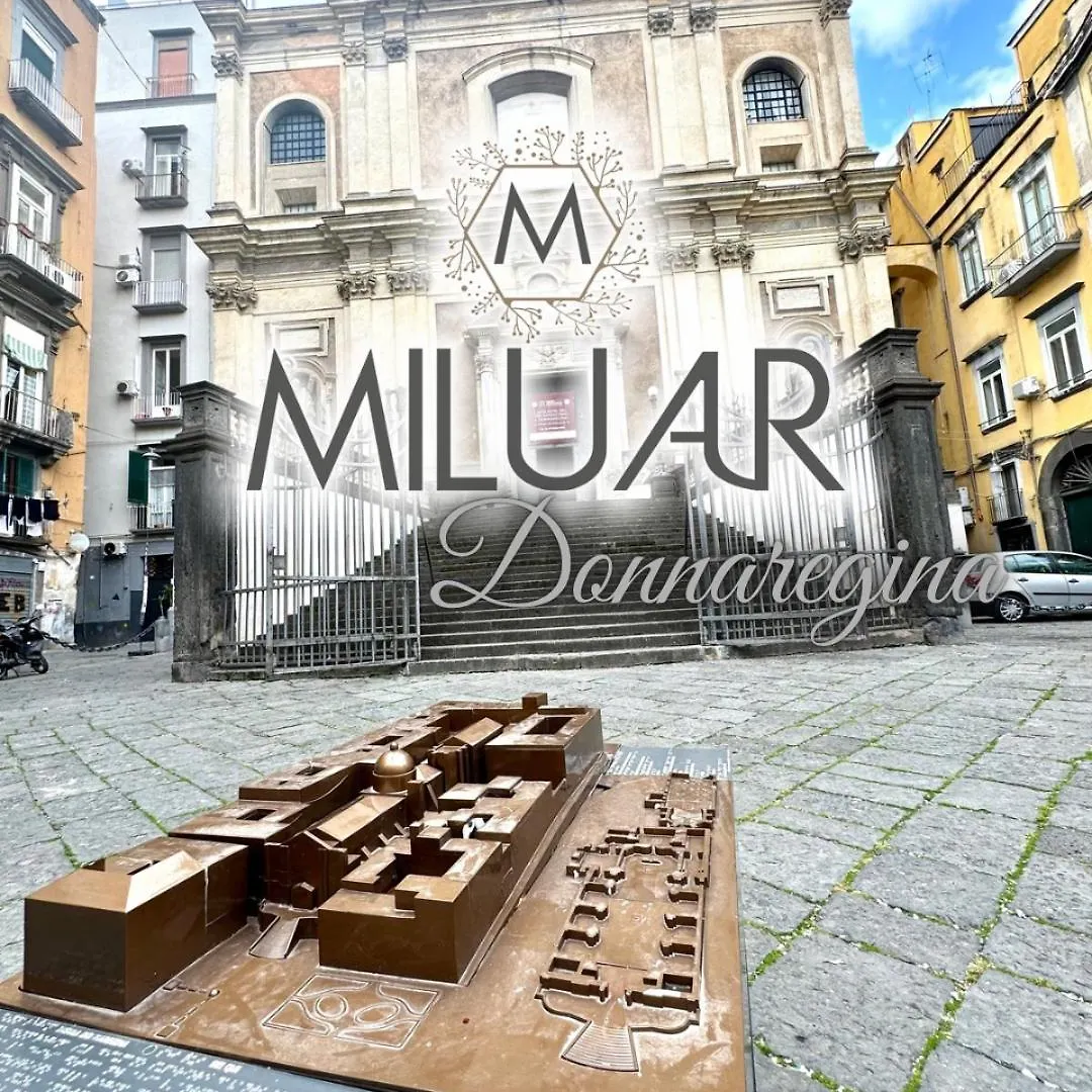 Miluar Relais - Donnaregina Bed and Breakfast Neapel
