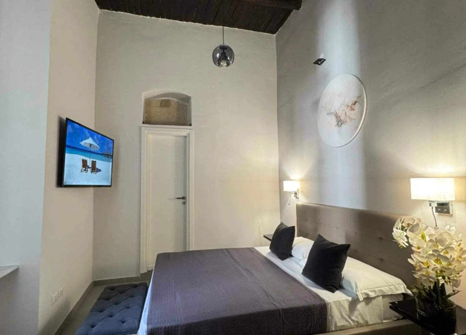 Miluar Relais - Donnaregina Bed & Breakfast Naples