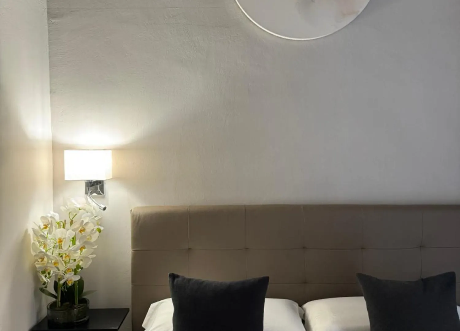 Miluar Relais - Donnaregina Bed & Breakfast Naples