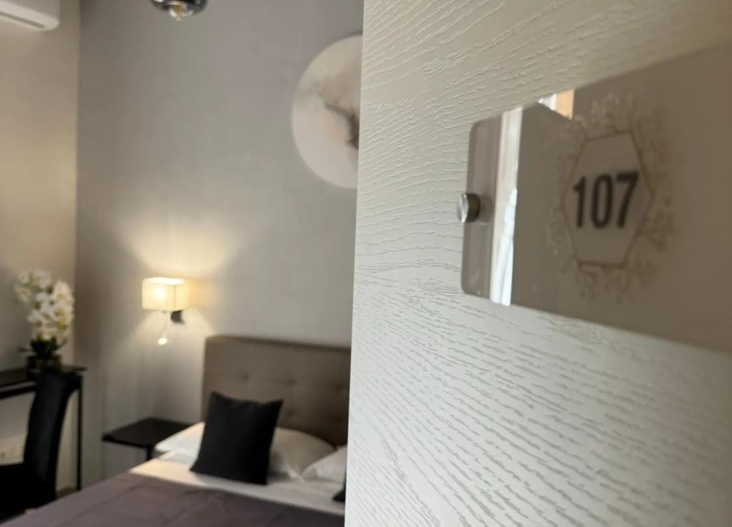 Miluar Relais - Donnaregina Bed & Breakfast Naples 0*,