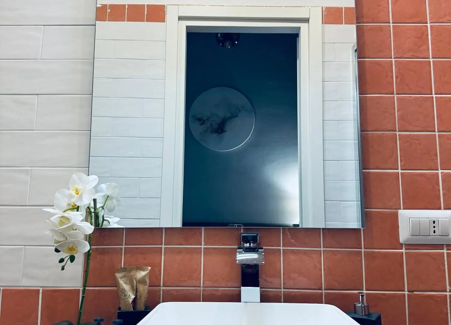 Miluar Relais - Donnaregina Bed & Breakfast Naples Italy