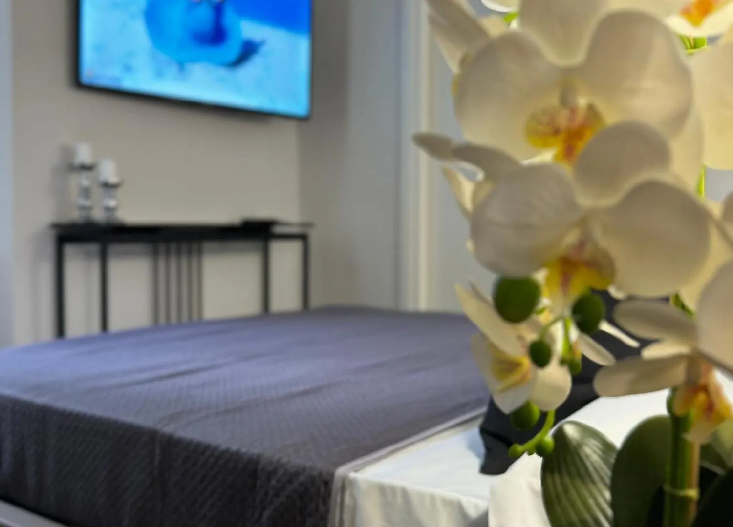 Miluar Relais - Donnaregina Bed & Breakfast Naples