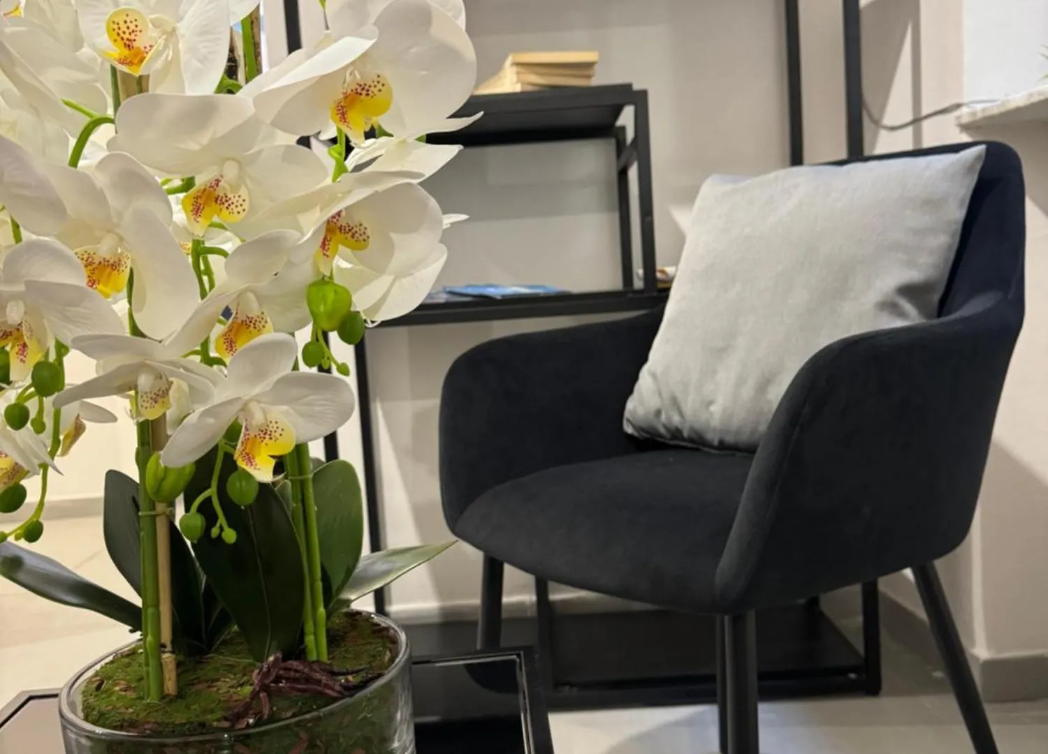 Miluar Relais - Donnaregina Bed & Breakfast Naples